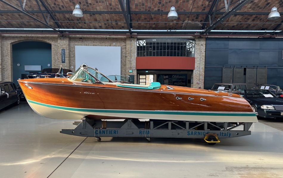 Boat Lounge - Riva Ariston