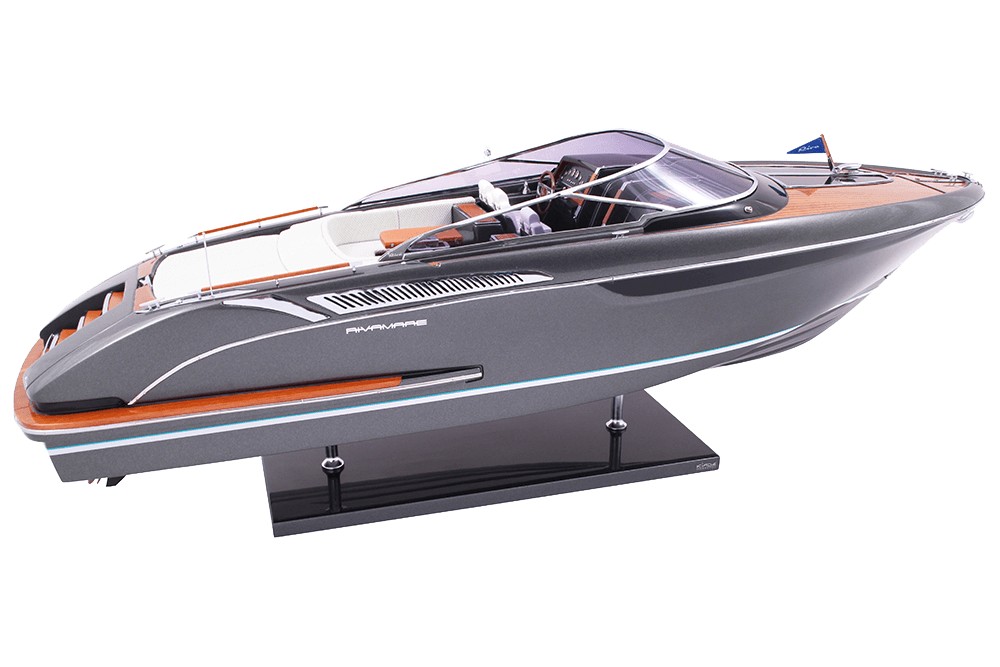RIVA Rivamare lizensiertes Modell