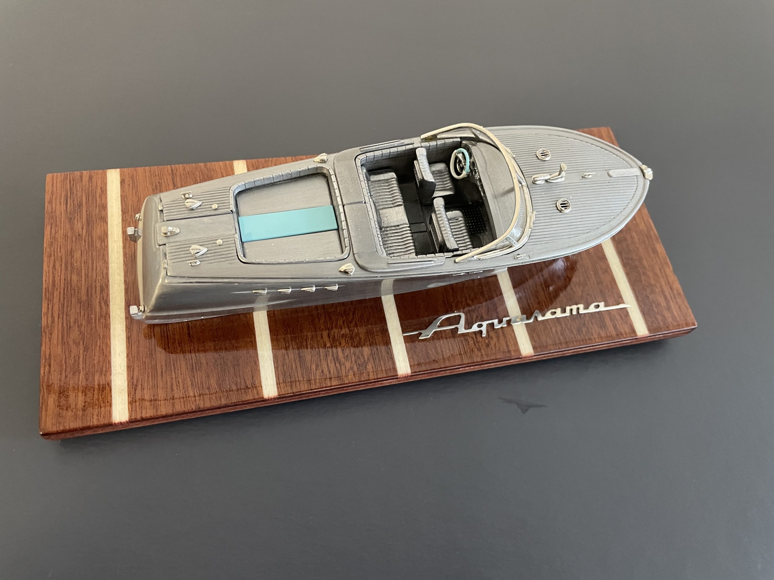 Riva Metallmodell Aquarama