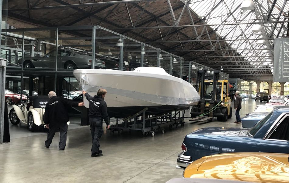classic emise frauscher yacht transport winterlagerung
