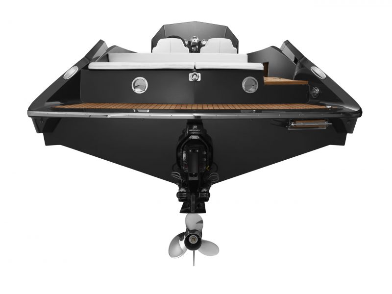 Heckansicht  Frauscher 747 Mirage Air 