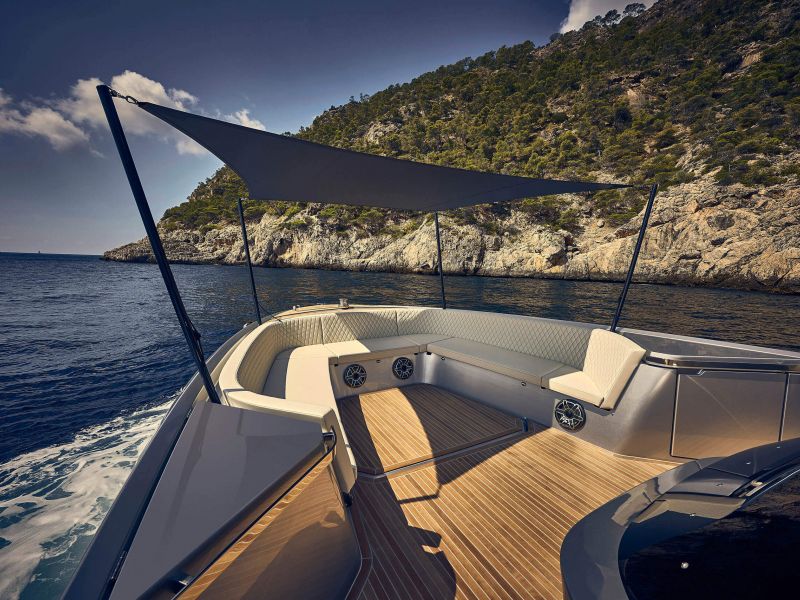 Bug Lounge mit Sonnensegel